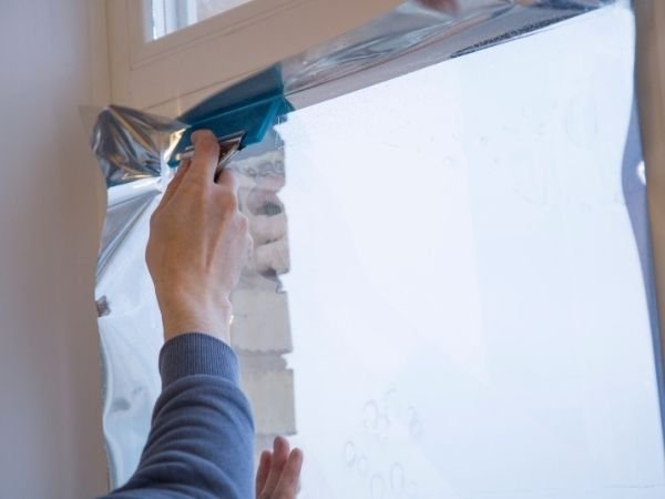 Aumente a privacidade da empresa com película protetora em Vitória